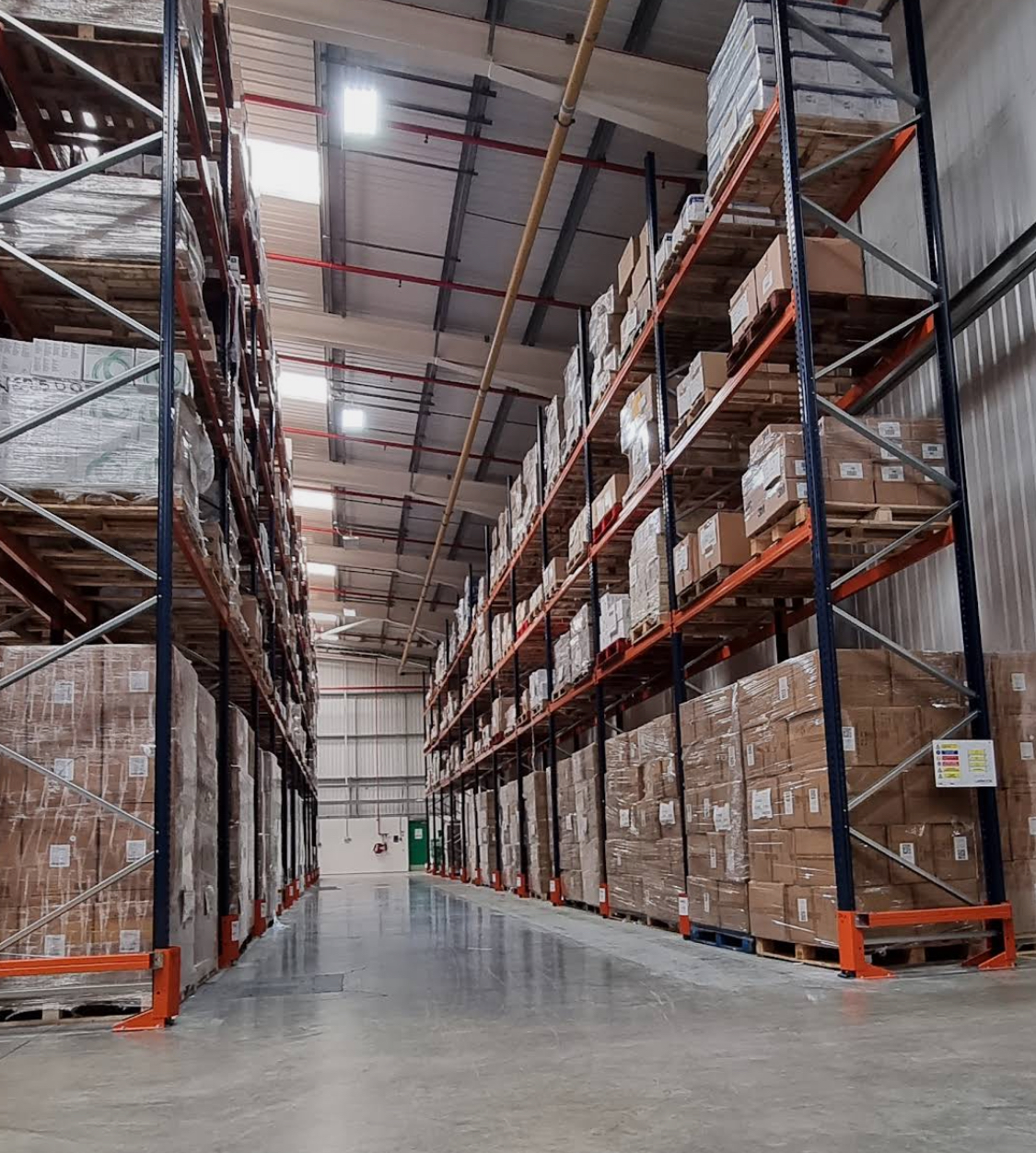 Industrial warehouse racking system | UM Storage Systems